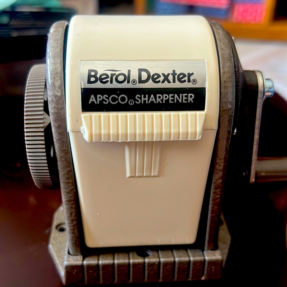 Berol@Dexter APSCO SHARPENER
